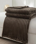 1pc Luxury Solid Color Wide Ribbed Throw Blanket, Soft Plush Flannel Blanket, Cozy Bedding, Sofa Decor, Without Pillowcase Or Insert CozyHaus