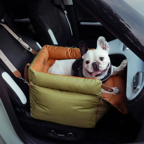 Cozypets - TravelPaws Bed - Luxueus Kunstleren Hondenautobed CozyHaus